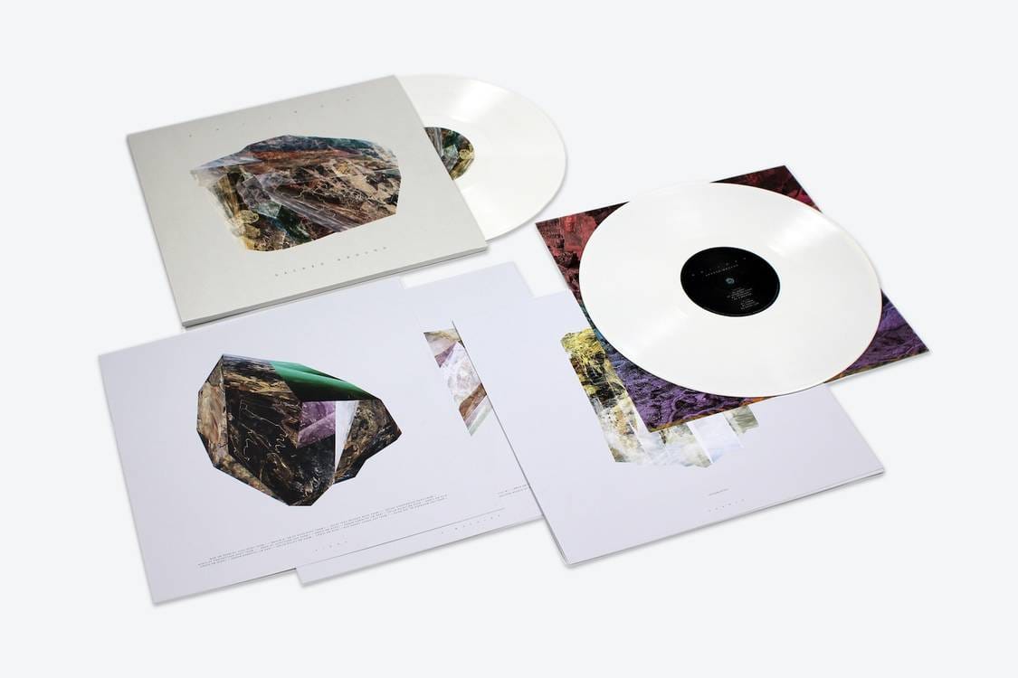Premierowa płyta Howling – Sacred Ground